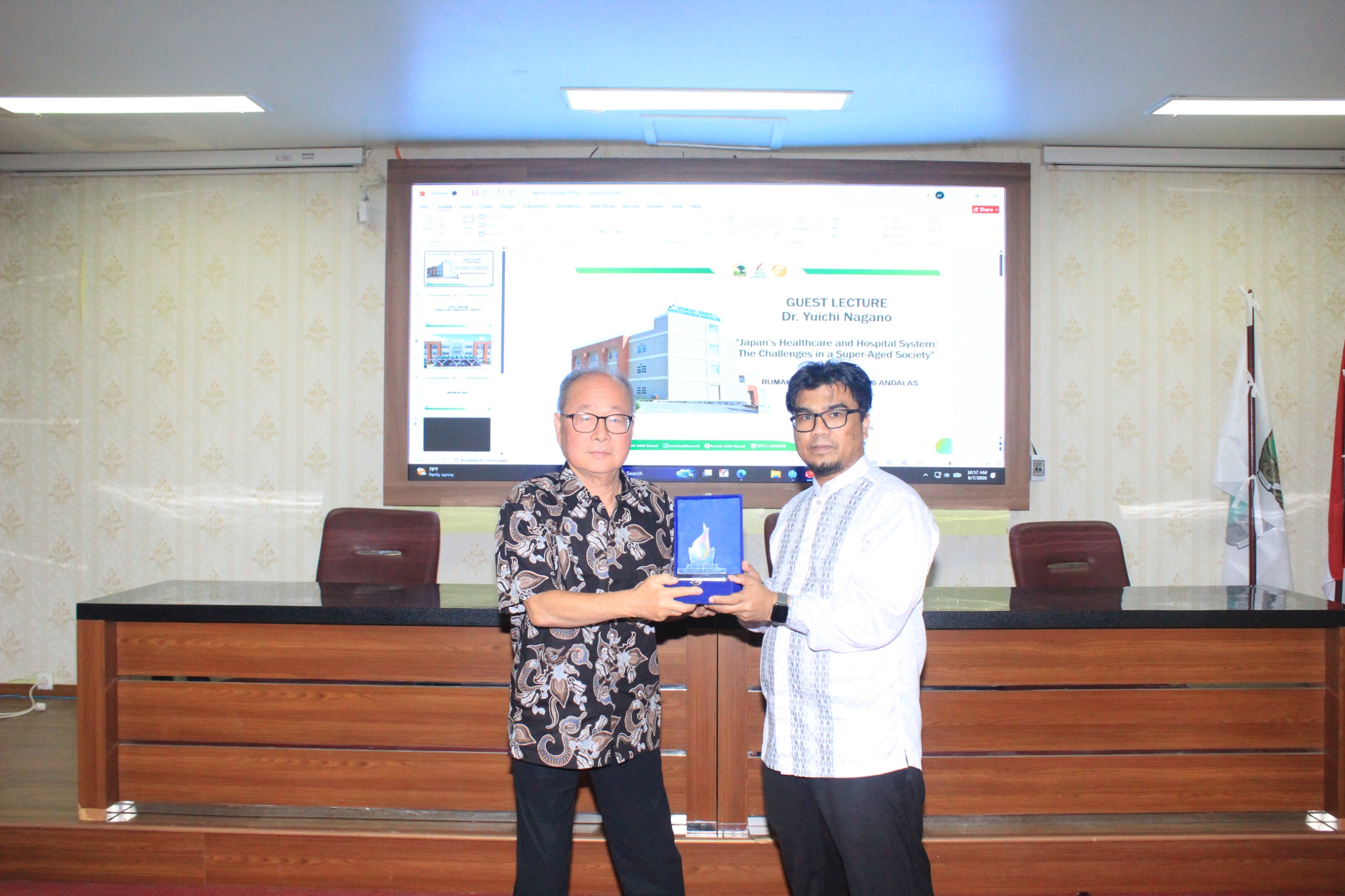 RS Unand Gelar Kuliah Tamu Internasional: Buka Kesempatan Tenaga Kesehatan Indonesia Berkarir di Jepang
